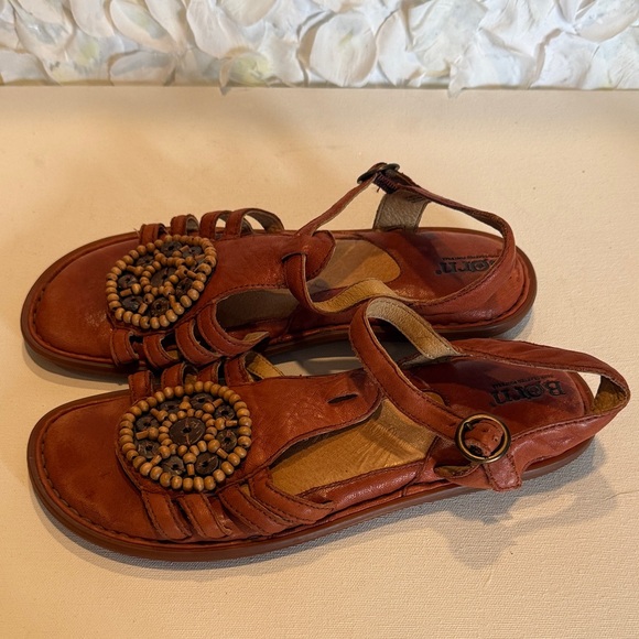 Born Leather Beaded Brown Women's Sandals - Picture 2 of 3